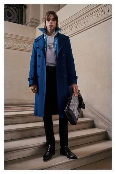 Look 23